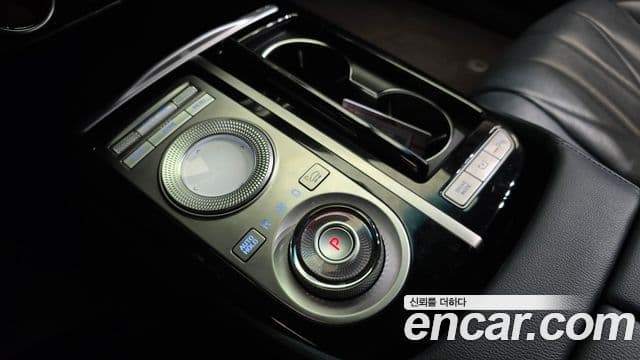 Genesis Electrified G80 2020 — Şəkil 7/20