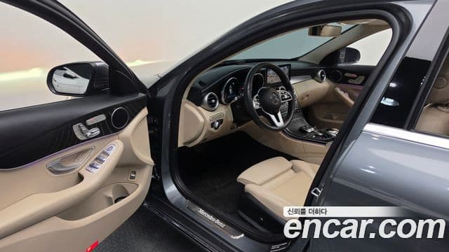 Mercedes-Benz C-Class 2019 — ფოტო 10/20