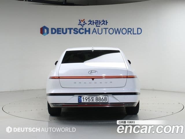 Hyundai Grandeur 2023 — ფოტო 3/20