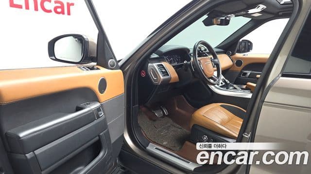 Land Rover Range Rover Sport 2018 — Photo 2/20