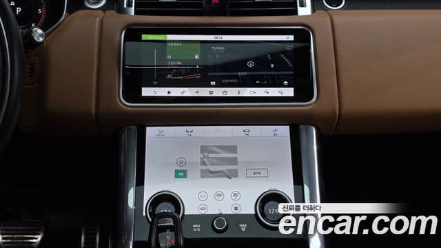 Land Rover Range Rover Sport 2018 — Photo 17/20