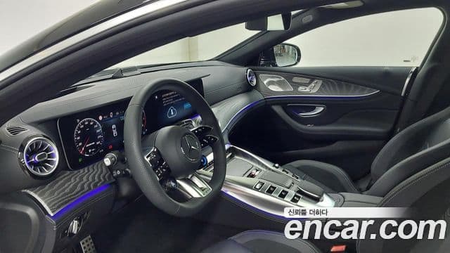 Mercedes-Benz AMG GT 2025 — Photo 12/20