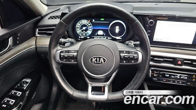 Kia K5 2020 — Şəkil 12/20