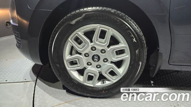Hyundai Staria 2024 — фото 5 из 20