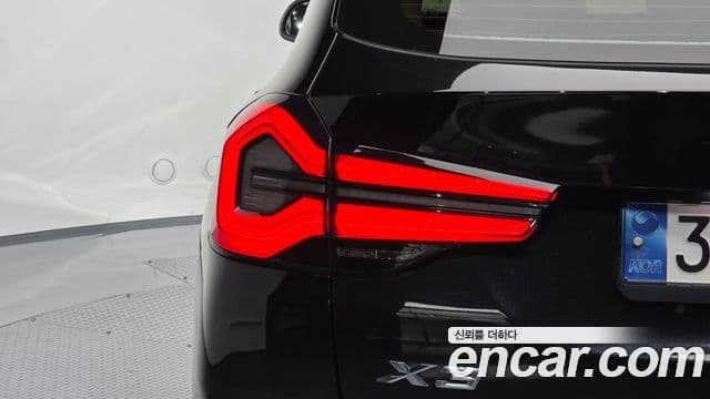 BMW X3 2022 — Photo 30/36