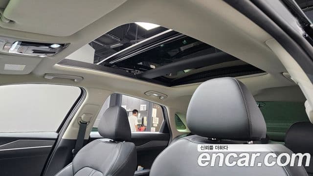 Kia K5 2022 — Şəkil 16/20