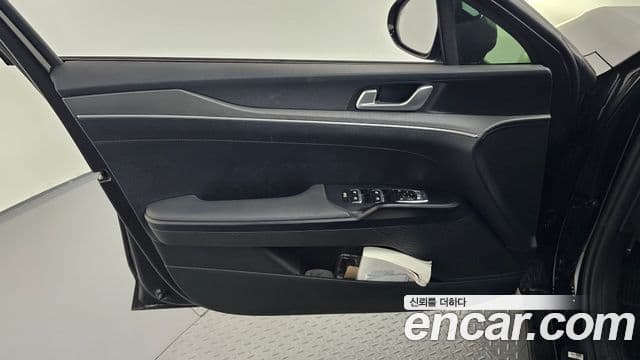 Kia K5 2022 — Photo 19/34