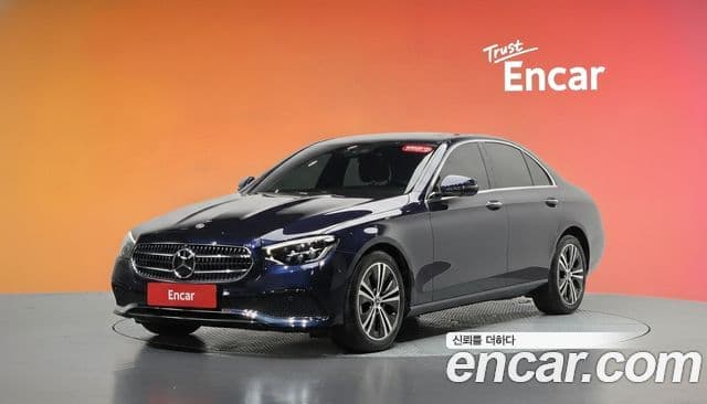 Mercedes-Benz E-Class 2022 — ფოტო 1/20