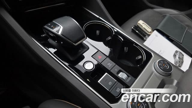 Volkswagen Touareg 2023 — Şəkil 9/20