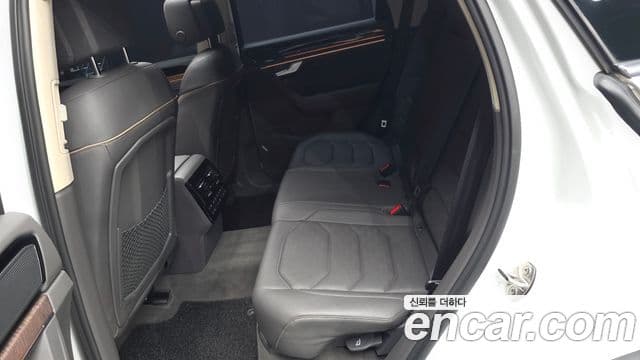 Volkswagen Touareg 2023 — Şəkil 12/20