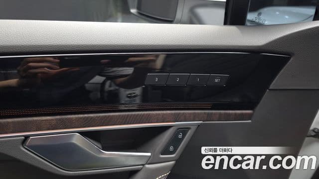 Volkswagen Touareg 2023 — Photo 11/33