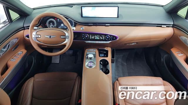 Genesis GV70 2021 — ფოტო 7/20