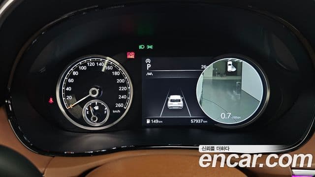 Genesis GV70 2021 — ფოტო 8/20