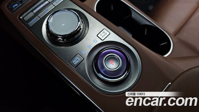 Genesis GV70 2021 — ფოტო 9/20