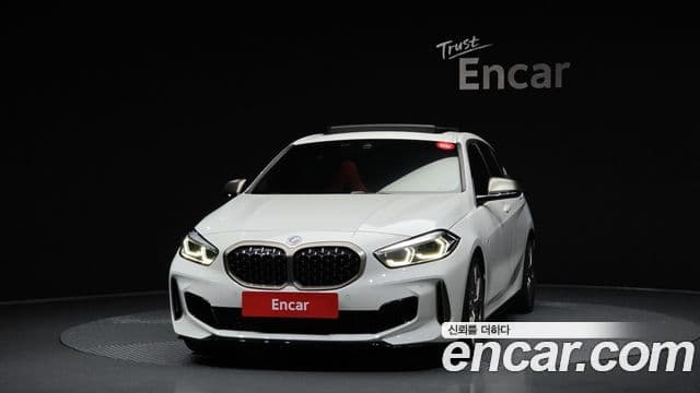BMW 1 Series 2023 — ფოტო 3/20