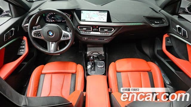 BMW 1 Series 2023 — ფოტო 7/20