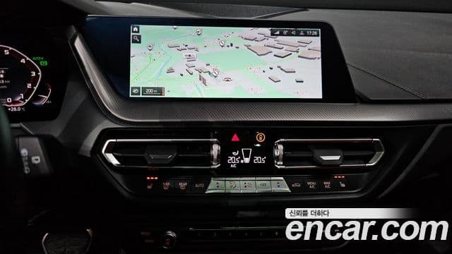 BMW 1 Series 2023 — ფოტო 16/20