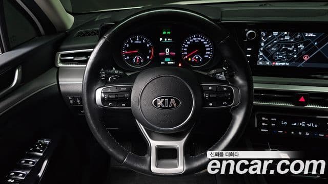 Kia K5 2021 — Фото 13/20