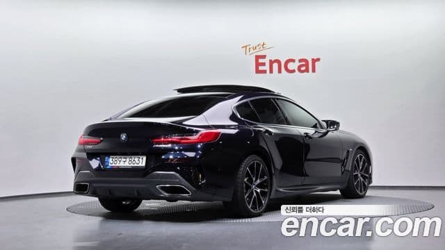 BMW 8 Series 2021 — ფოტო 2/20