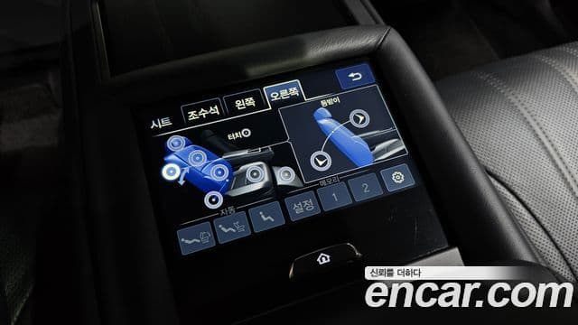 Lexus LS500 2022 — Photo 27/43