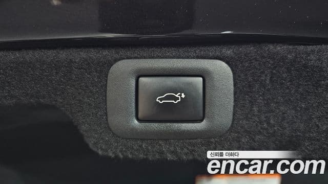 Lexus LS500 2022 — Photo 22/43