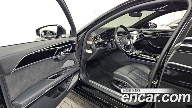 Audi A8 2021 — Şəkil 9/20