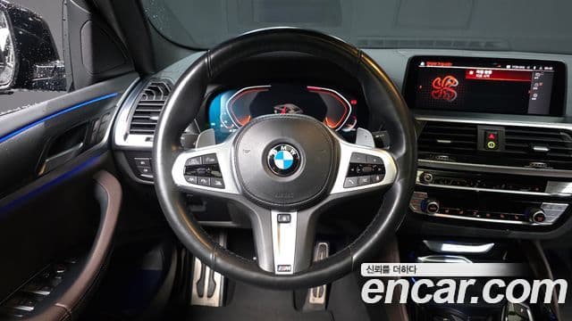 BMW X4 2021 — Şəkil 13/20