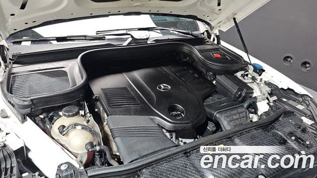 Mercedes-Benz GLE-Class 2021 — ფოტო 6/20