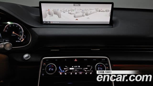 Genesis GV80 2020 — ფოტო 14/20