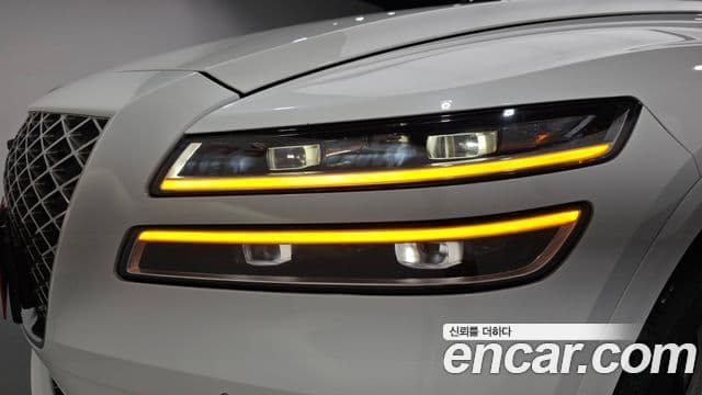 Genesis GV80 2020 — Photo 34/37