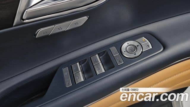 Genesis GV80 2020 — Photo 21/37