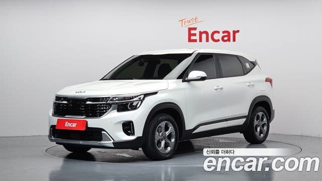 Kia Seltos 2023 — Şəkil 1/20