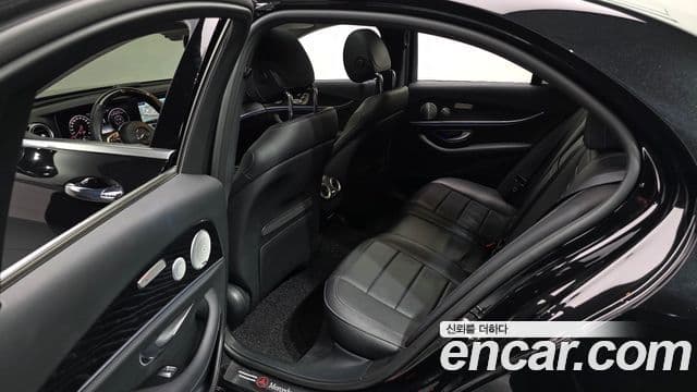 Mercedes-Benz E-Class 2020 — Фото 12/20