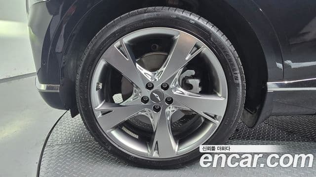 Genesis GV80 2021 — Photo 2/31