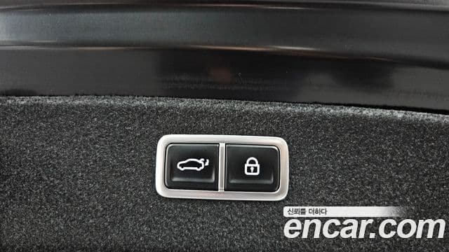 Genesis Electrified G80 2022 — Şəkil 17/20