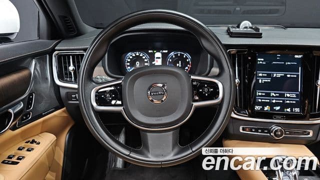 Volvo S90 2020 — ფოტო 13/20
