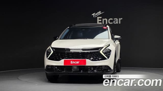 Kia Sportage 2022 — ფოტო 3/20