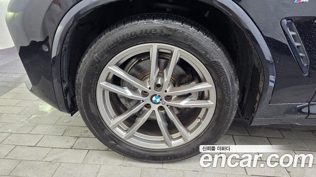 BMW X3 2021 — ფოტო 13/31