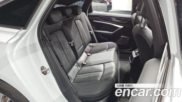 Audi A6 2020 — фото 11 из 20