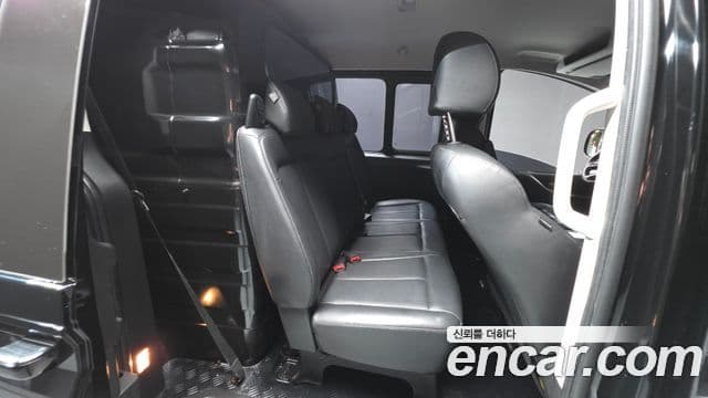 Hyundai Staria 2022 — Фото 12/20