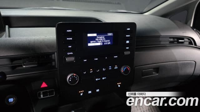 Hyundai Staria 2022 — Фото 15/20