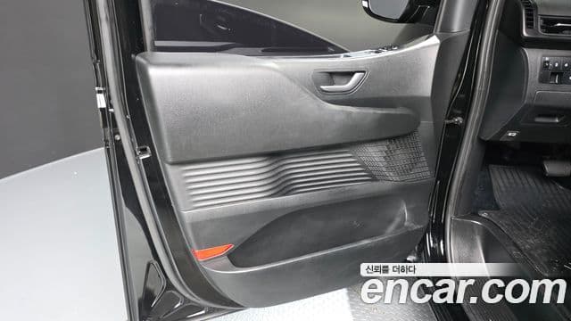Hyundai Staria 2022 — Photo 22/31