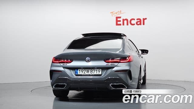 BMW 8 Series 2022 — фото 4 из 20