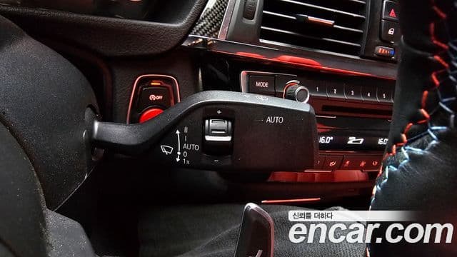 BMW M4 2019 — Фото 19/20