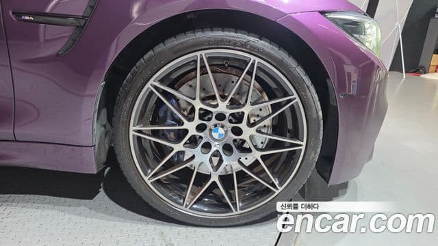 BMW M4 2019 — ფოტო 30/32