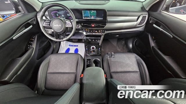 Kia Seltos 2024 — Şəkil 7/20