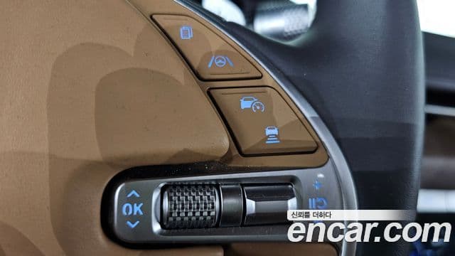 Genesis Electrified G80 2023 — ფოტო 15/20