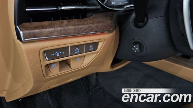 Genesis Electrified G80 2023 — ფოტო 18/20
