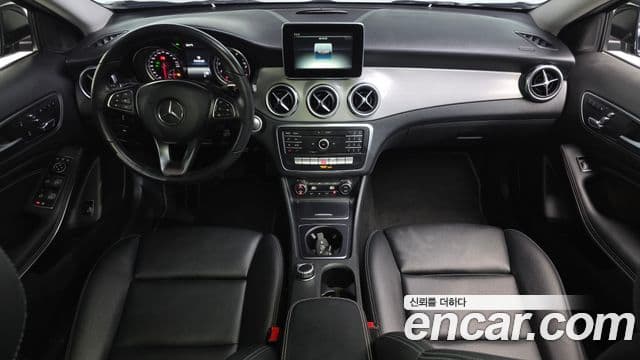 Mercedes-Benz GLA-Class 2018 — фото 7 из 20