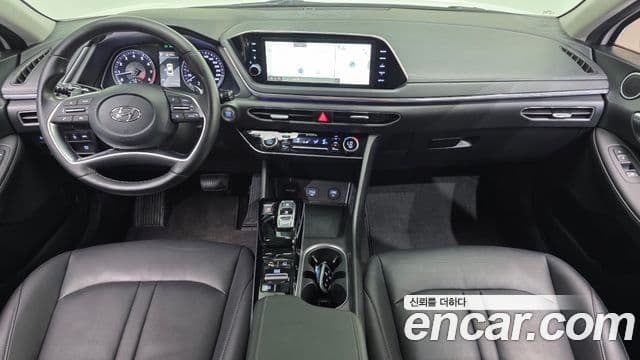 Hyundai Sonata 2022 — ფოტო 7/20